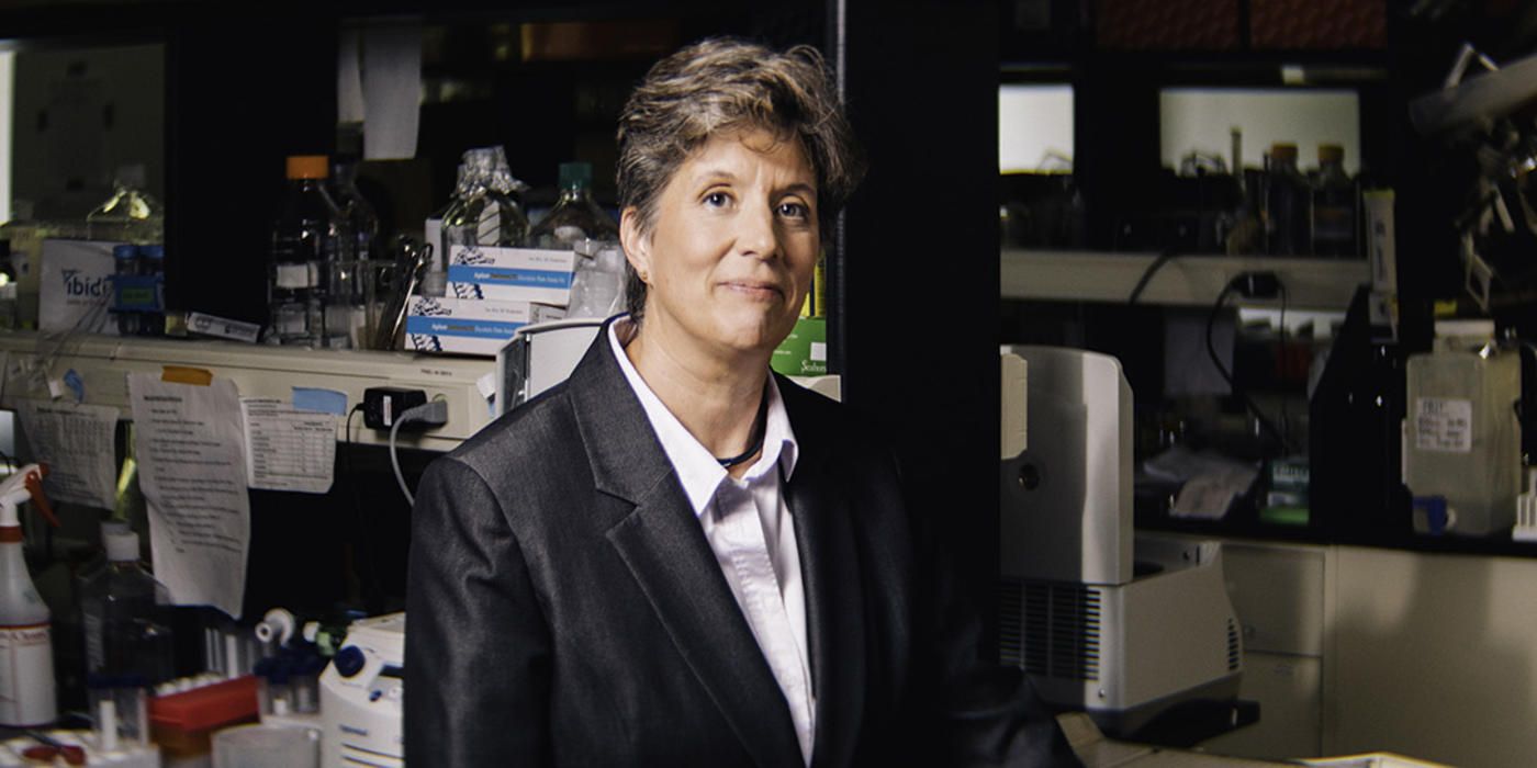 Dr. Maureen Murphy in a Wistar lab